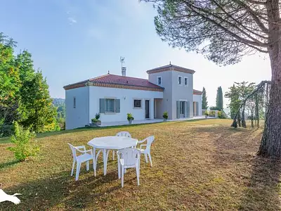 Maison, 224 m²