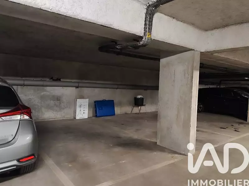Parking, 12 m²