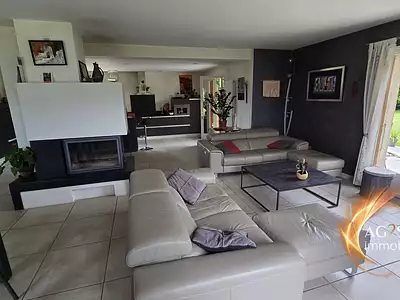 Maison, 208 m²