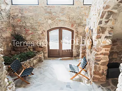 Maison, 240 m²