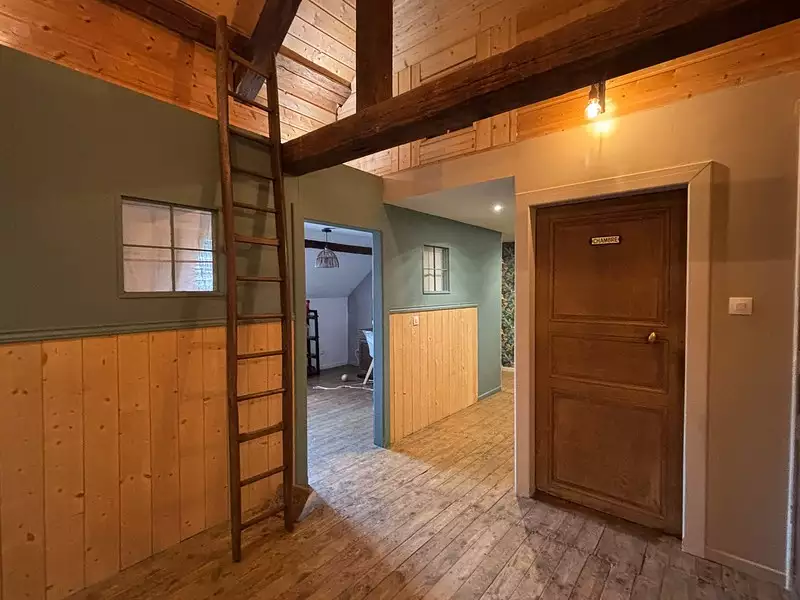 Maison, 253 m²