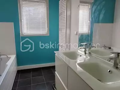 Maison, 186 m²