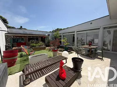245 000 € 2 269 €/m² Maison • 108 m² • 6 pièces • 4 chambres • Ter. 223 m² Grigny (91350)