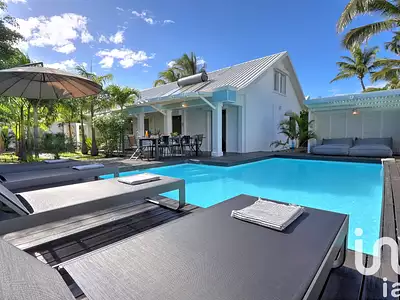 Maison, 196 m²