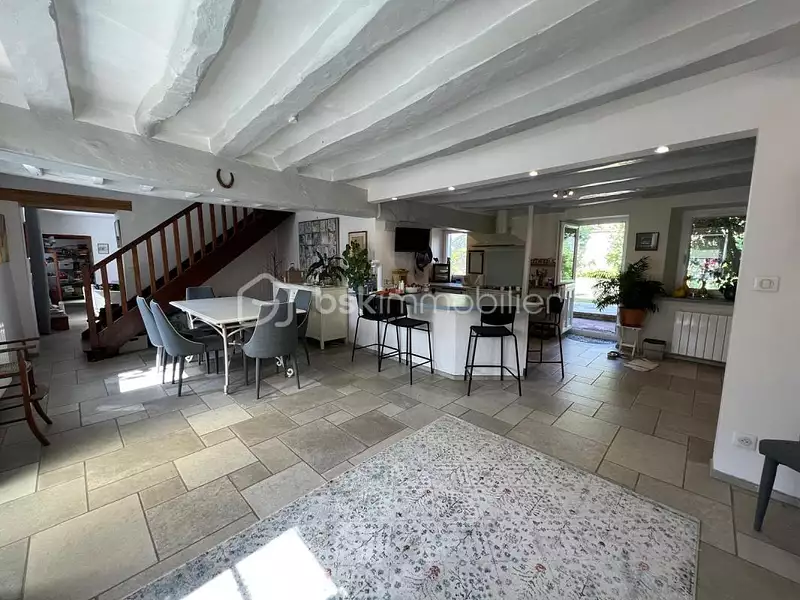 Maison, 176 m²