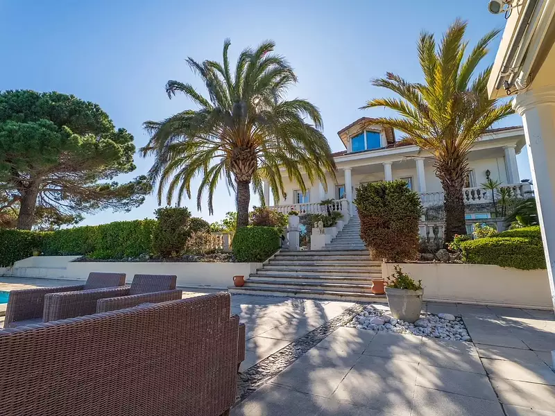 Maison, 338 m²