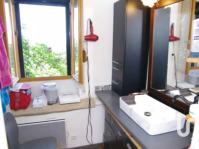 Maison, 215 m²