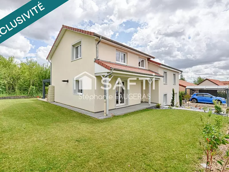 Maison, 162 m²