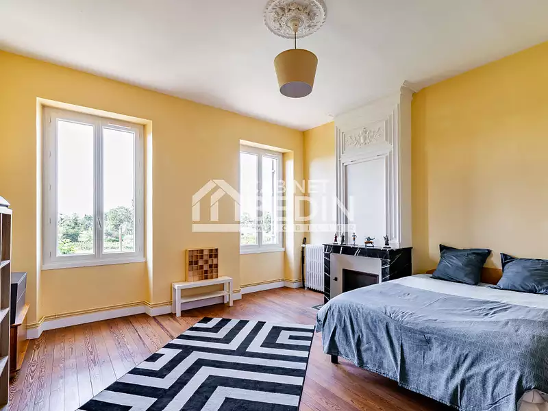 Maison, 302,6 m²