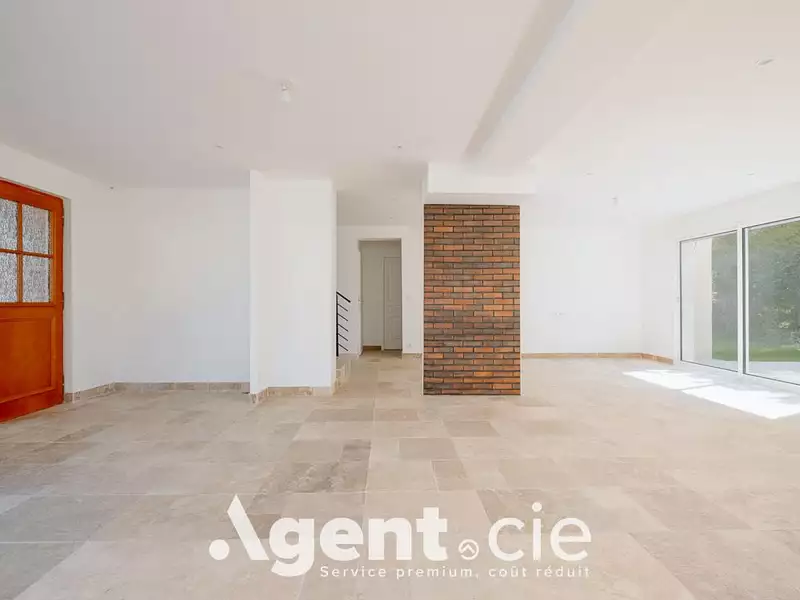 Maison, 149 m²