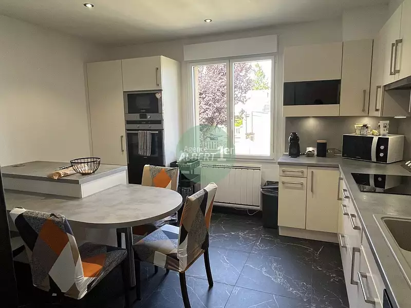 Maison, 150 m²