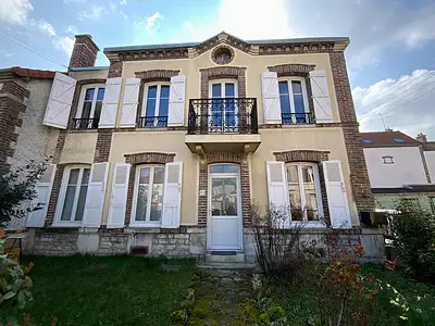 Maison, 151 m²