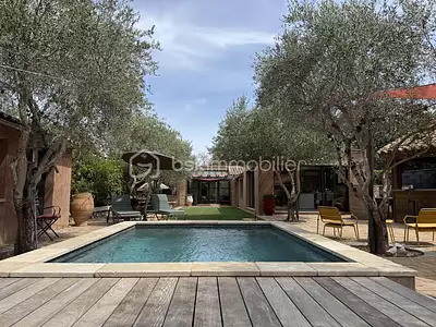 Maison, 162 m²