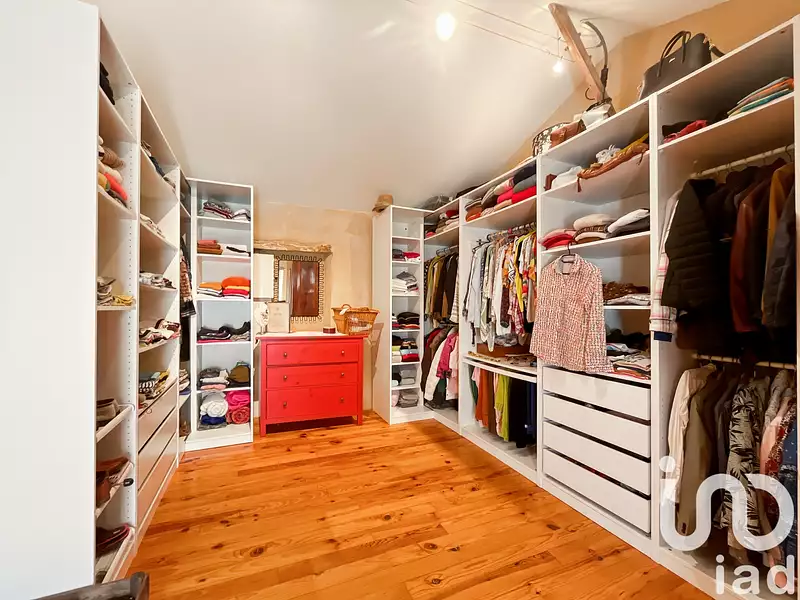Maison, 230 m²