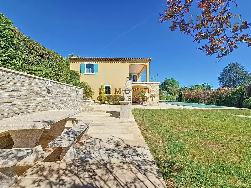 Maison, 137 m²