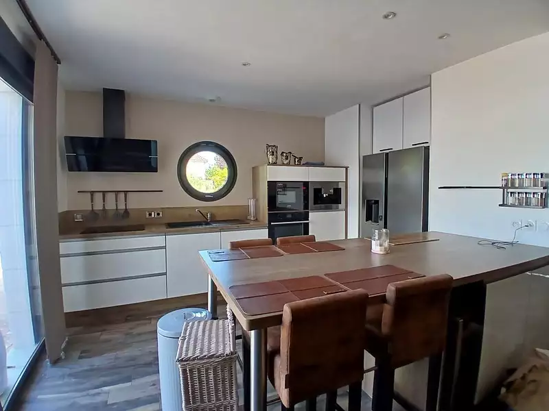 Maison, 115 m²