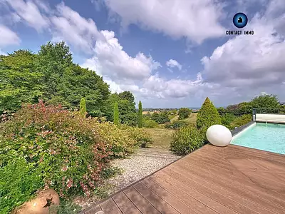 Maison, 169 m²
