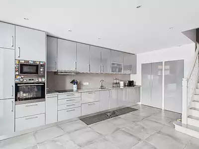 Maison, 210 m²
