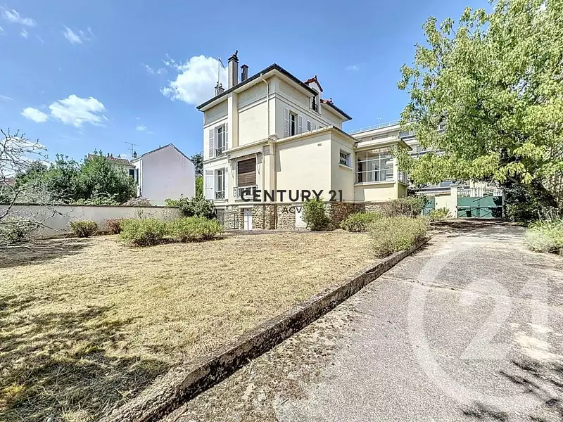 Maison, 180 m²