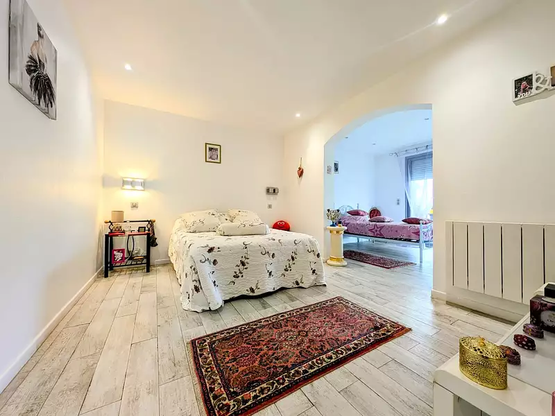 Maison, 370 m²