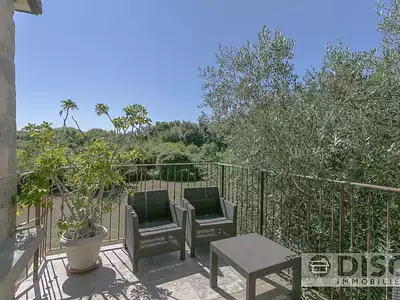 Maison, 248 m²