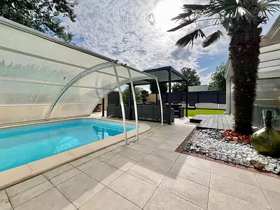 Maison, 235 m²
