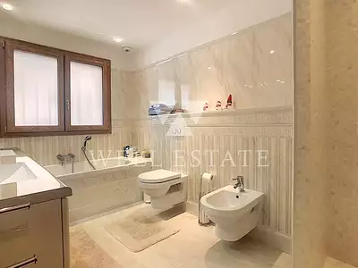 Maison, 350 m²