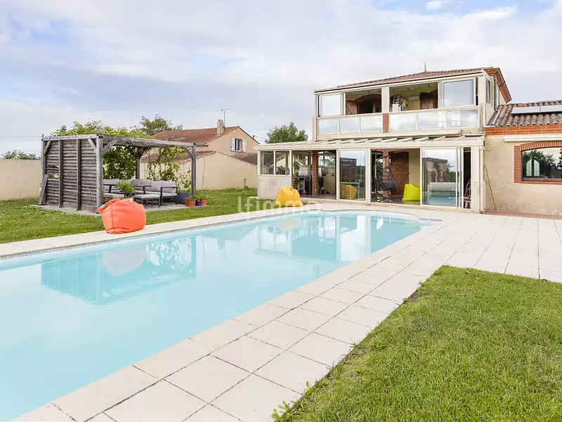 Maison, 200 m²