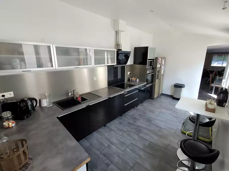Maison, 219 m²