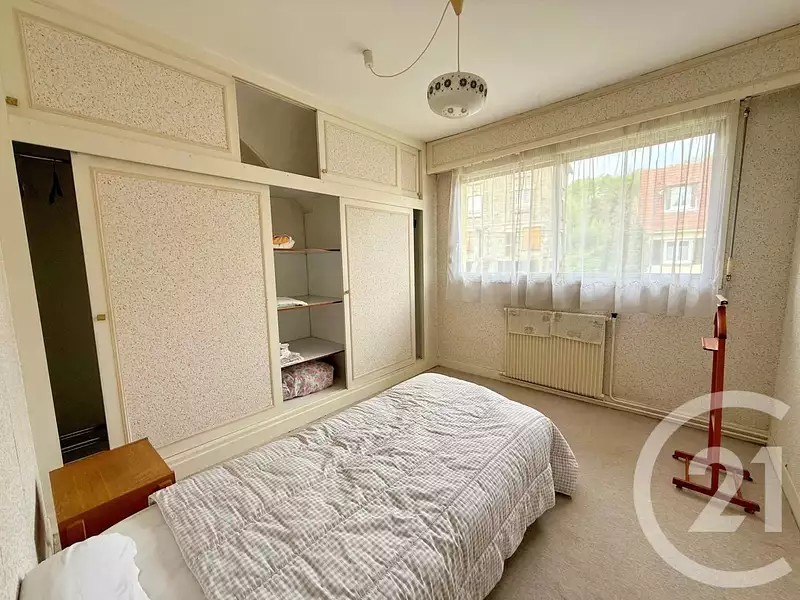 Maison, 215 m²