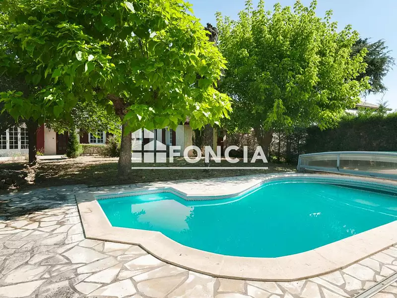 Maison, 165 m²