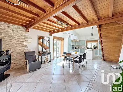 Maison, 255 m²