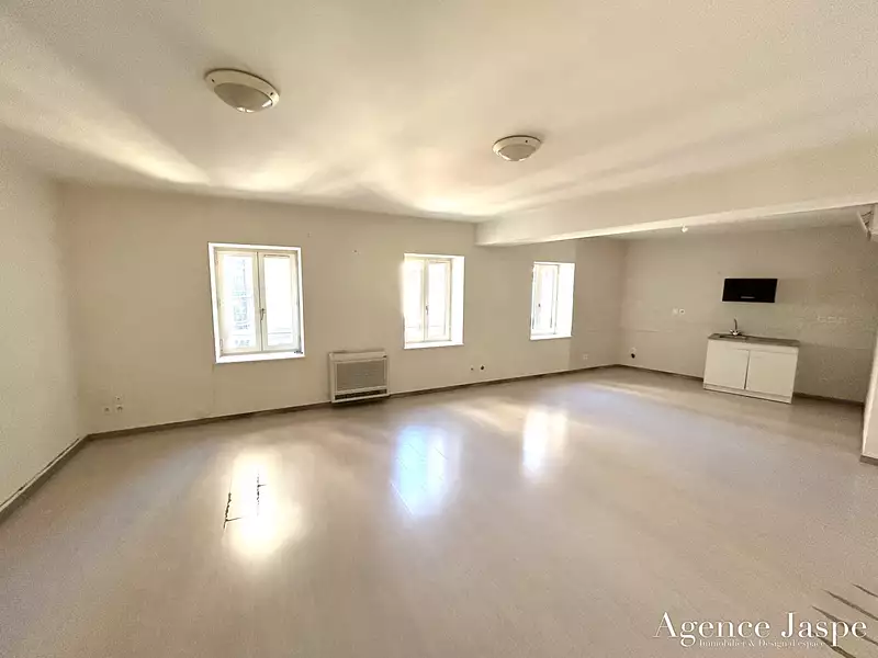 Immeuble, 255 m²