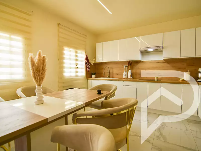 Appartement, 225 m²