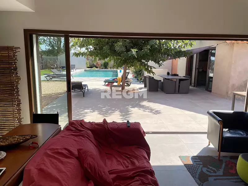 Maison, 260 m²