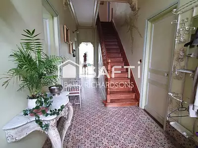 Maison, 232 m²