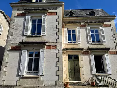 Maison, 244 m²