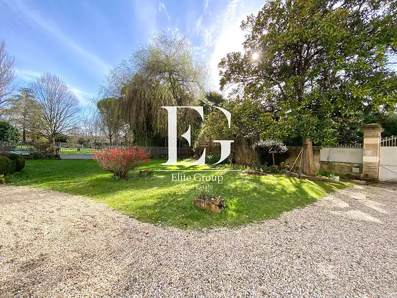 Maison, 331,86 m²