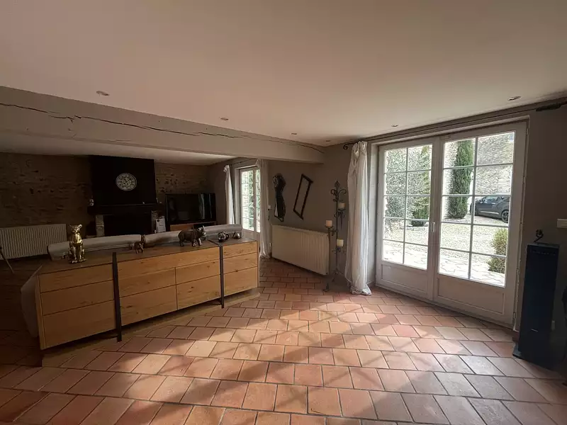 Maison, 240 m²