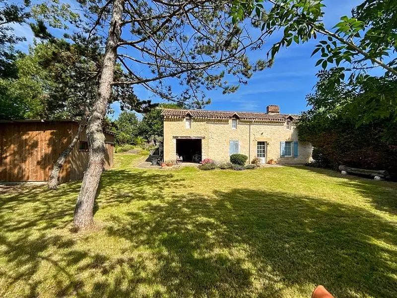 Maison, 174 m²