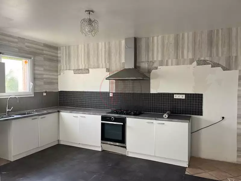 Maison, 200 m²
