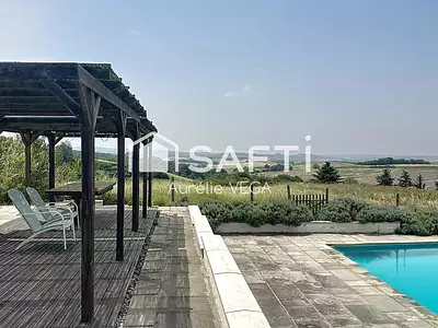 Maison, 268 m²