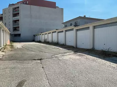 Parking, 16 m²