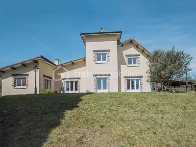 Maison, 280 m²