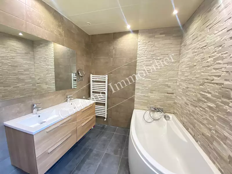 Maison, 172 m²