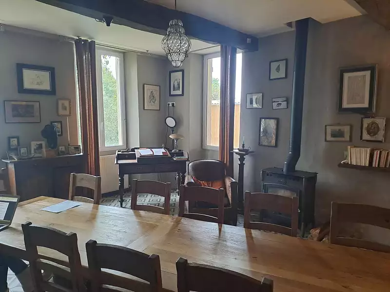 Maison, 248 m²