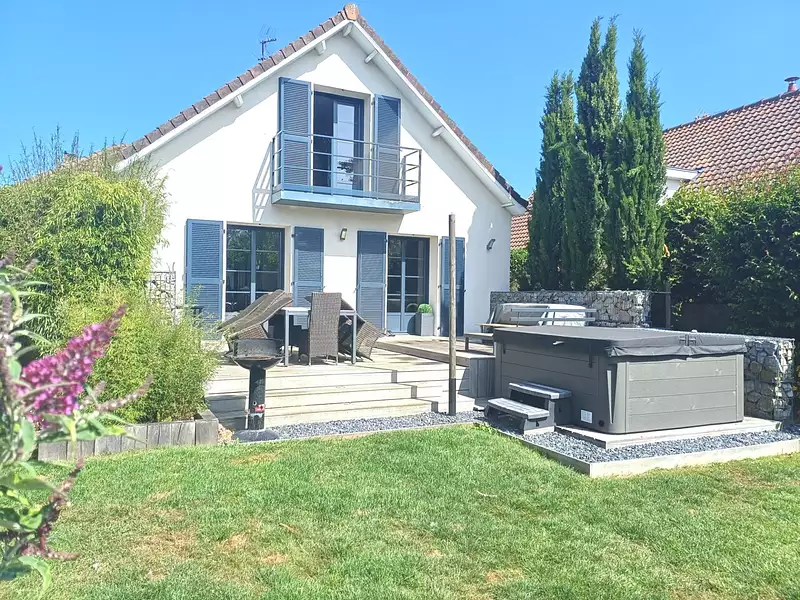 Maison, 114 m²