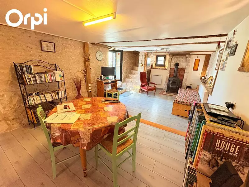 Maison, 99 m²
