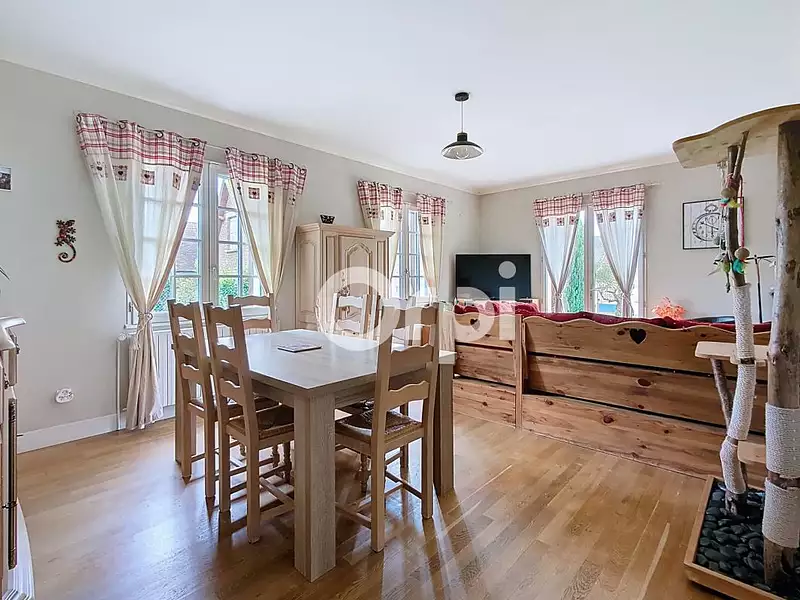Maison, 160 m²