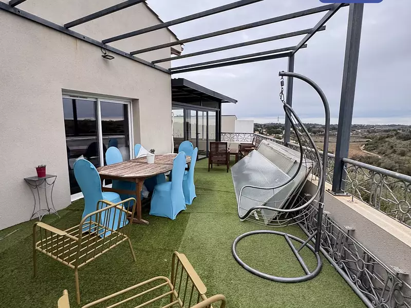 Immeuble, 371 m²